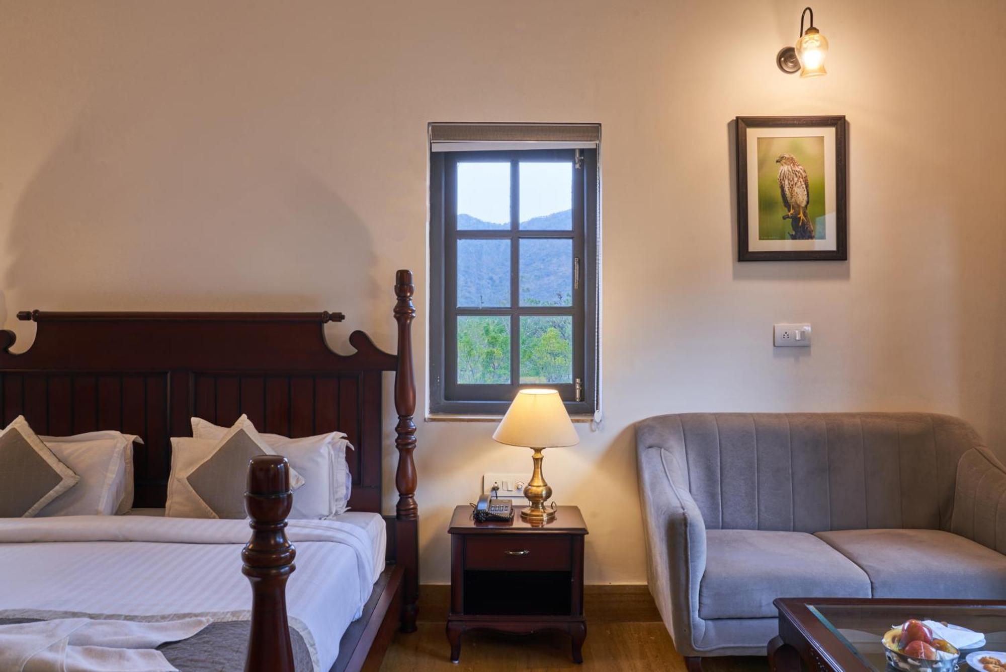 The Hunting Lodge Resort Udaipur - Villas & Pool Dabok Exterior photo