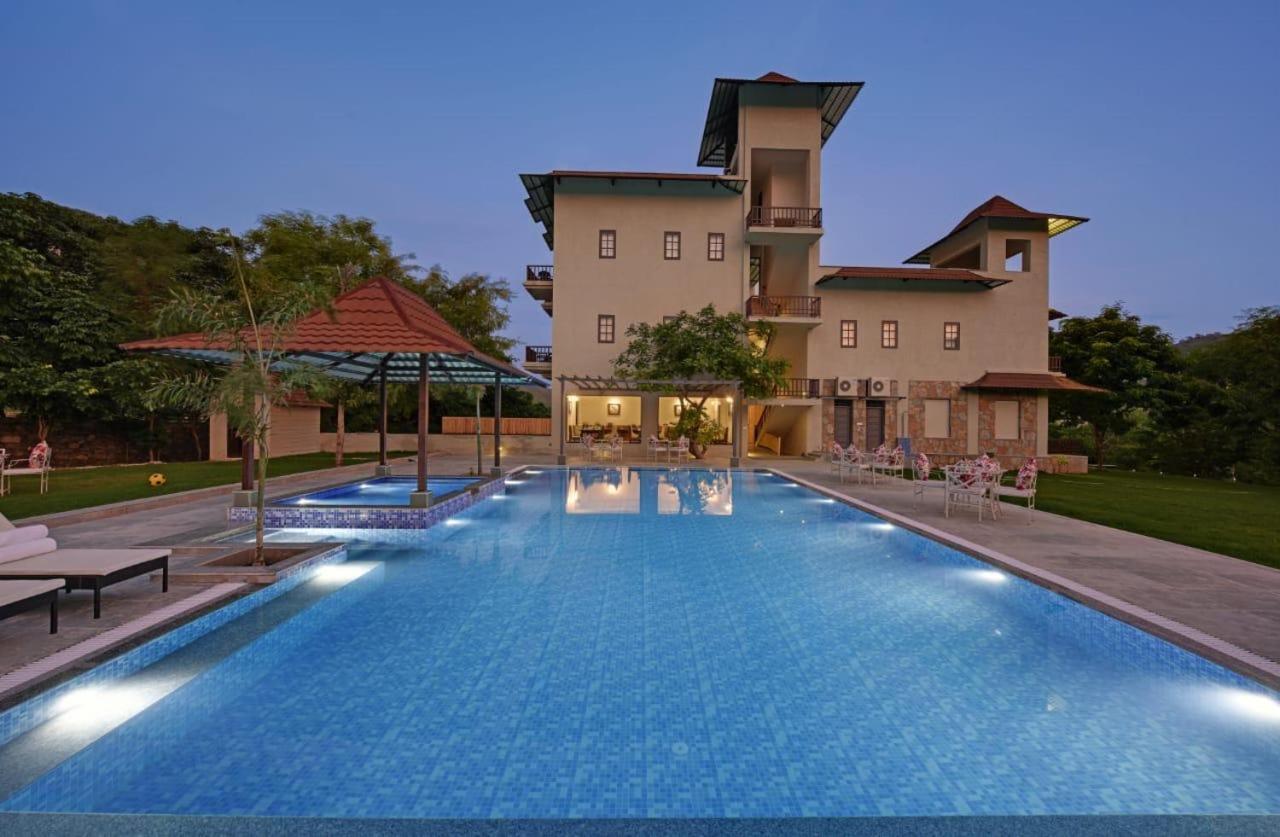 The Hunting Lodge Resort Udaipur - Villas & Pool Dabok Exterior photo